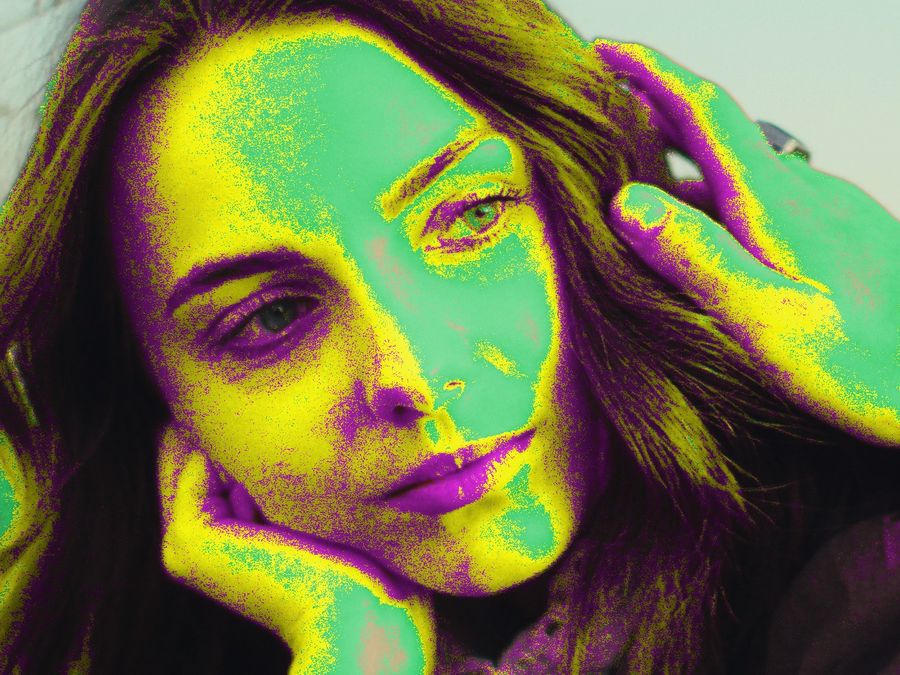 Skin Tone Indicator overlay on a face